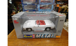 Chevrolet Corvette Roadster (1963) , Revell 1:24