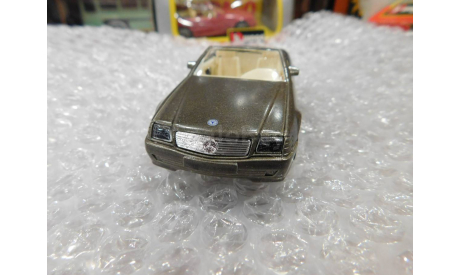 Mercedes Benz 300SL , Bburago 1:43, масштабная модель, scale18