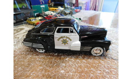 1948 Chevy Aerosedan Fleetline, Motor Max 1:24., масштабная модель, Chevrolet, scale24