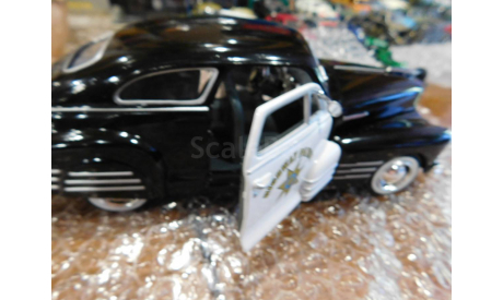 1948 Chevy Aerosedan Fleetline, Motor Max 1:24., масштабная модель, Chevrolet, scale24