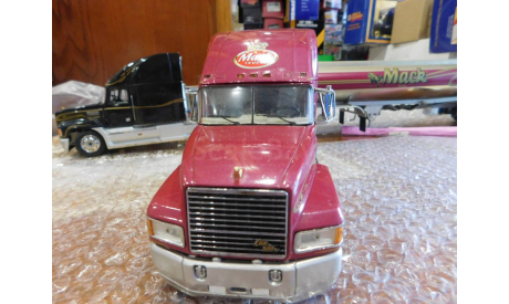 FRANKLIN MINT, Mack Elite CL 613 Truck , 1:32, масштабная модель, scale32