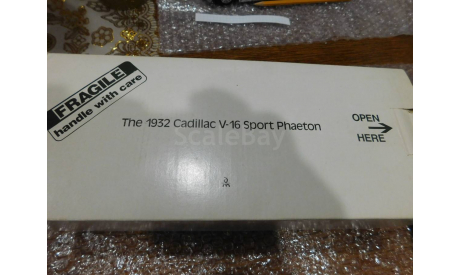 Cadillac V-16 Sport Phaeton 1932, 1:24, Danbury Mint, масштабная модель, franklin mint, scale24