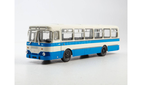 Автобус ЛиАЗ-677М бело-синий СОВА, масштабная модель, Советский Автобус, scale43