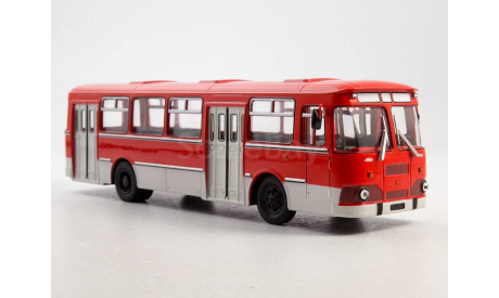 Автобус ЛиАЗ-677М красный СОВА, масштабная модель, Советский Автобус, scale43