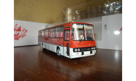 Автобус Икарус-256.54 шарлах, масштабная модель, Ikarus, DEMPRICE, scale43