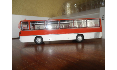 Автобус Икарус-256.54 шарлах, масштабная модель, Ikarus, DEMPRICE, scale43