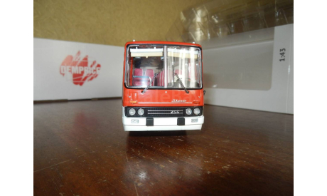 Автобус Икарус-256.54 шарлах, масштабная модель, Ikarus, DEMPRICE, scale43