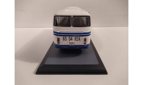Автобус ЛАЗ-695Н бело-синий, масштабная модель, Classicbus, 1:43, 1/43