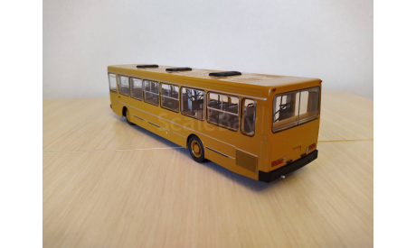 ЛиАЗ-5256 жёлтый циркон, масштабная модель, DEMPRICE, scale43