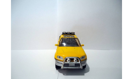 Toyota RAV4, масштабная модель, Tins toys, scale32