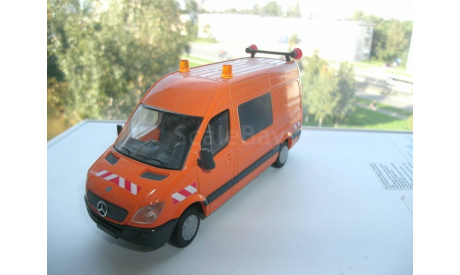 1/50, Mercedes Sprinter дорожная служба, Conrad, Германия, масштабная модель трактора, scale50, Mercedes-Benz