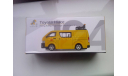 1:64 Toyota Hiace дорожная служба, пр-во TINY, Hong Kong, масштабная модель, scale64