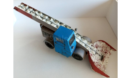 1:43 UMI, Снегопогрузчик С-4М, 1969-73г., металл, С 1 рубля без резервной цены, масштабная модель трактора, scale43
