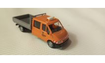 1:87  FORD Transit коммунальный, Rietze, Германия, масштабная модель, scale87