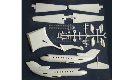 Пассажирский самолёт Як-40, сборные модели авиации, VEB Plasticart, scale100