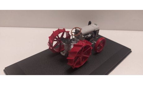 Фордзон-Путиловец Universal Hobbies, масштабная модель, scale43, ГАЗ