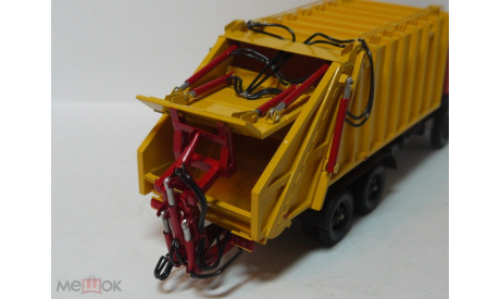 КамАЗ-53213 мусоровоз КО-427 Миниград, масштабная модель, scale0