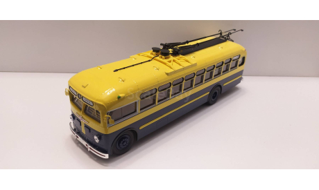 Троллейбус МТБ-82 Ultra-models темный, масштабная модель, scale43, ЗИЛ