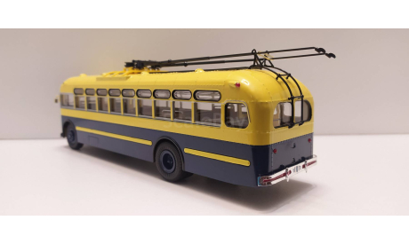 Троллейбус МТБ-82 Ultra-models темный, масштабная модель, scale43, ЗИЛ