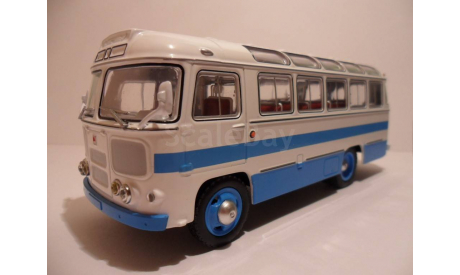 ПАЗ 672 БЕЛЫЙ С ГОЛУБЫМИ ПОЛОСАМИ, CLASSICBUS, ПЕРВЫЙ ВЫПУСК, масштабная модель, scale43