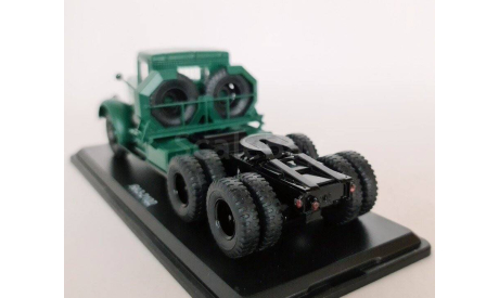 ЯАЗ-210Д седельный тягач (т.зелёный) Start Scale Model  Б.8882, масштабная модель, Start Scale Models (SSM), scale43