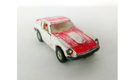 Datsun-240Z (белый/красный) Датсун Corgi Toys  Б.9861, масштабная модель, scale43