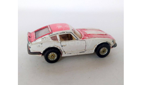 Datsun-240Z (белый/красный) Датсун Corgi Toys  Б.9861, масштабная модель, scale43