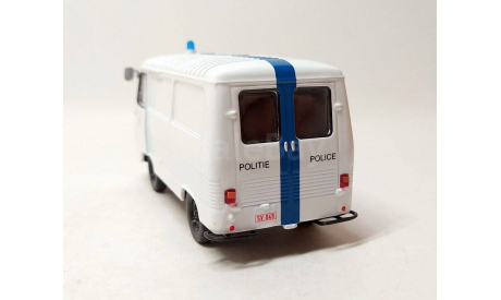 Peugeot J7 полиция Брюсселя Бельгия (белый) DeAgostini  Б.9948, масштабная модель, scale43