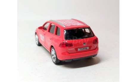 Volkswagen Touareg Сочи 2014 (красный) UNI Fortune  Б.10135, масштабная модель, Uni-Fortune, scale43