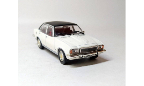 Opel Rekord D 2.1 liter 1973-1977 (белый/чёрный) Опель IXO  Б.10285, масштабная модель, scale43