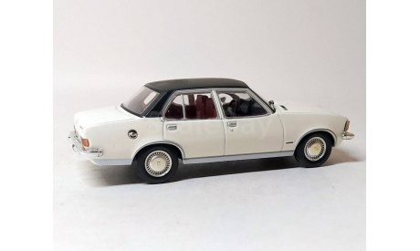 Opel Rekord D 2.1 liter 1973-1977 (белый/чёрный) Опель IXO  Б.10285, масштабная модель, scale43