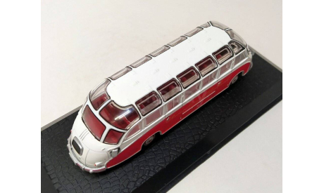 1:72 Kassbohrer Setra S8 1951 (красный/белый) DeAgostini  Б.11370, масштабная модель, DeAgostini (итальянские автомобили), scale72