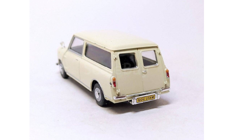 Morris Mini Cooper VAN (белый) Мини Купер Cararama  Б.11602, масштабная модель, Bauer/Cararama/Hongwell, scale43