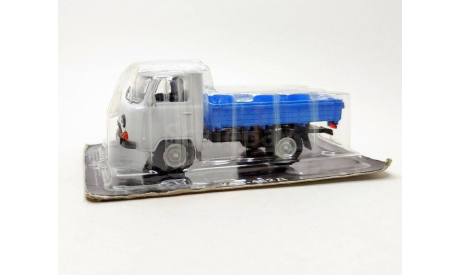 УАЗ-452Д бортовой (белый/голубой) DeAgostini  Б.11728, масштабная модель, scale43