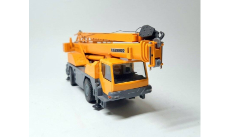 1:50 Автокран Liebherr LTM1030 / 2 (оранжевый) Либхер Conrad  Б.3517, масштабная модель трактора, scale50