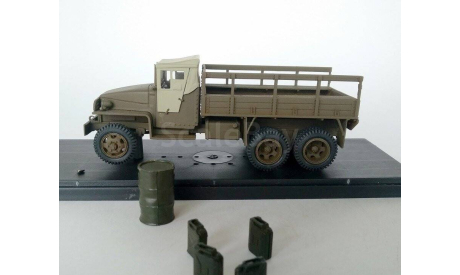 Studebaker US6 бортовой с бочкой и канистрами (зелёный) Студебеккер Miniclassic  СС.6740, масштабная модель, scale43