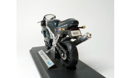 1:18 Мотоцикл Triumph Daytona 955i (т.зелёный) Триумф Welly  СС.6749, масштабная модель мотоцикла, scale18
