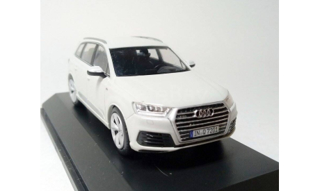 Audi Q7 (белый) Ауди Spark  Б.7261, масштабная модель, scale43