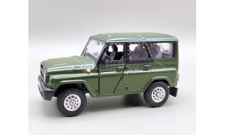 УАЗ-315196 ’Хантер’ / UAZ HUNTER (зелёный) Cararama  М.0018, масштабная модель, Bauer/Cararama/Hongwell, scale43
