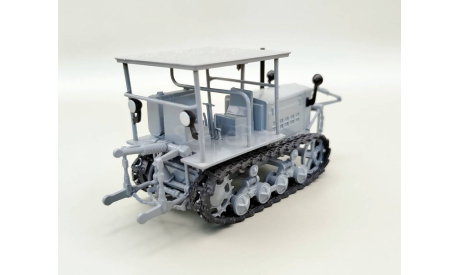 Трактор ДТ-57 гусеничный (серый) Hachette  М.0070, масштабная модель, scale43