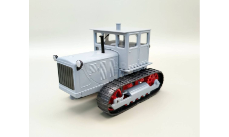 Трактор Т-100 гусеничный (серый) Hachette  М.0071, масштабная модель, scale43, ВТЗ