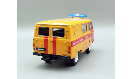 УАЗ-3909 Аварийная служба(жёлтый) DeAgostini М.0165, масштабная модель, scale43