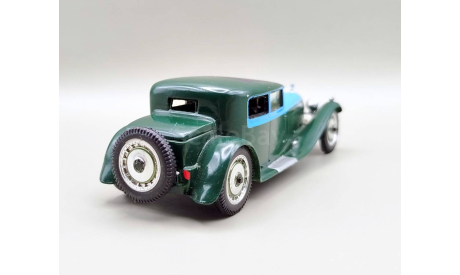 Bugatti Royale 41 141 Kellner Coupe 1932 (зелёный/голубой) Бугатти РЕДКОСТЬ! М.0234, масштабная модель, Aurore Model, scale43