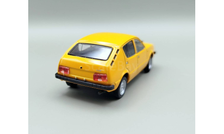 Москвич ИЖ-13 (жёлтый) DeAgostini М.0253, масштабная модель, scale43