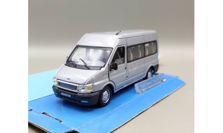 Ford Transit V Mini Bus 2000 (серебристый) Форд Cararama  М.0489, масштабная модель, Bauer/Cararama/Hongwell, scale43