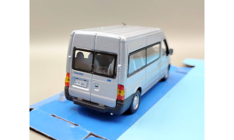 Ford Transit V Mini Bus 2000 (серебристый) Форд Cararama  М.0489, масштабная модель, Bauer/Cararama/Hongwell, scale43