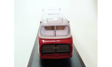 Автобус Ikarus 55.14 Lux (красный/белый) Икарус ClassicBus М.0550, масштабная модель, scale43