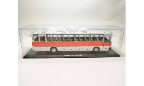 Автобус Ikarus 250.58  (белый/красный) Икарус ClassicBus М.0553, масштабная модель, scale43