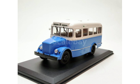 Автобус КАвЗ-651 первый выпуск (голубой/белый) ClassicBus М.0568, масштабная модель, scale43