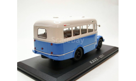 Автобус КАвЗ-651 первый выпуск (голубой/белый) ClassicBus М.0568, масштабная модель, scale43